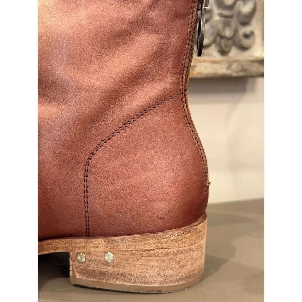Beek Hawk Tan Brown Leather Ankle Boots Studded Heel Rear Zip Women 7.5